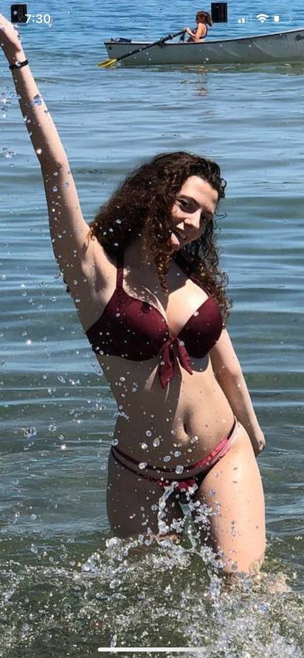 Alex US tight slut big tits #qXHQiqyL