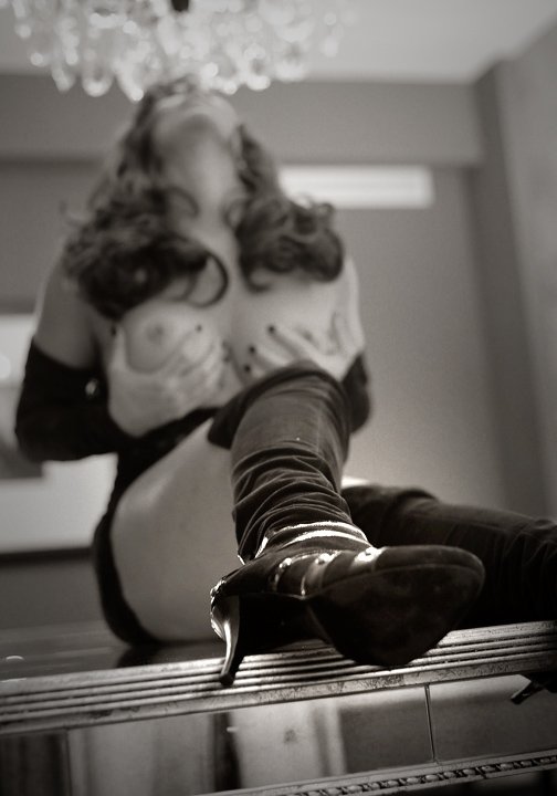 Fake Tits Executive’s Secret Modeling Photos #kMY66w0j