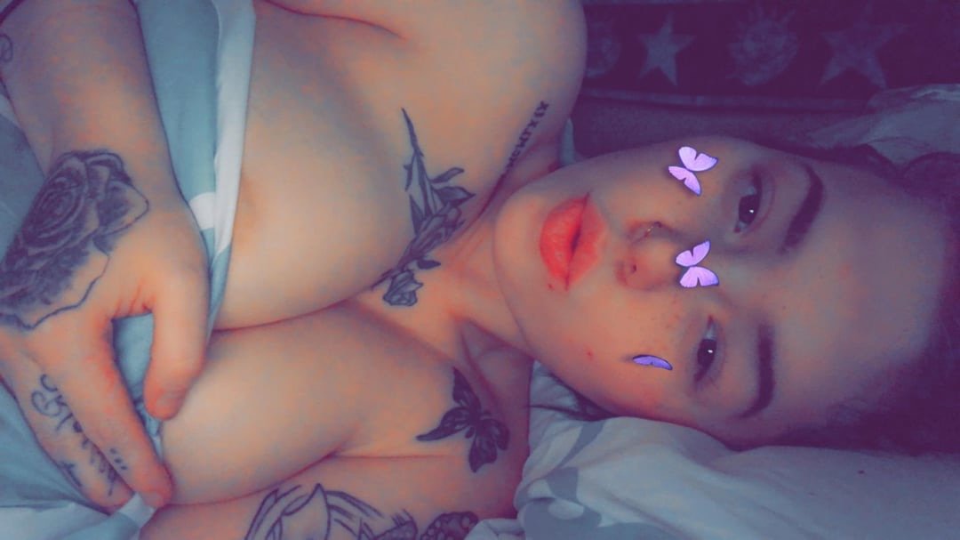 Arkansas Slut shared #r0d6Tg2T