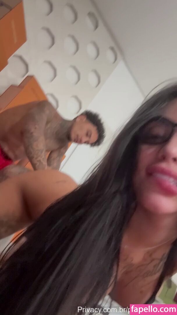 MC Mirella #4j7Qwqpx