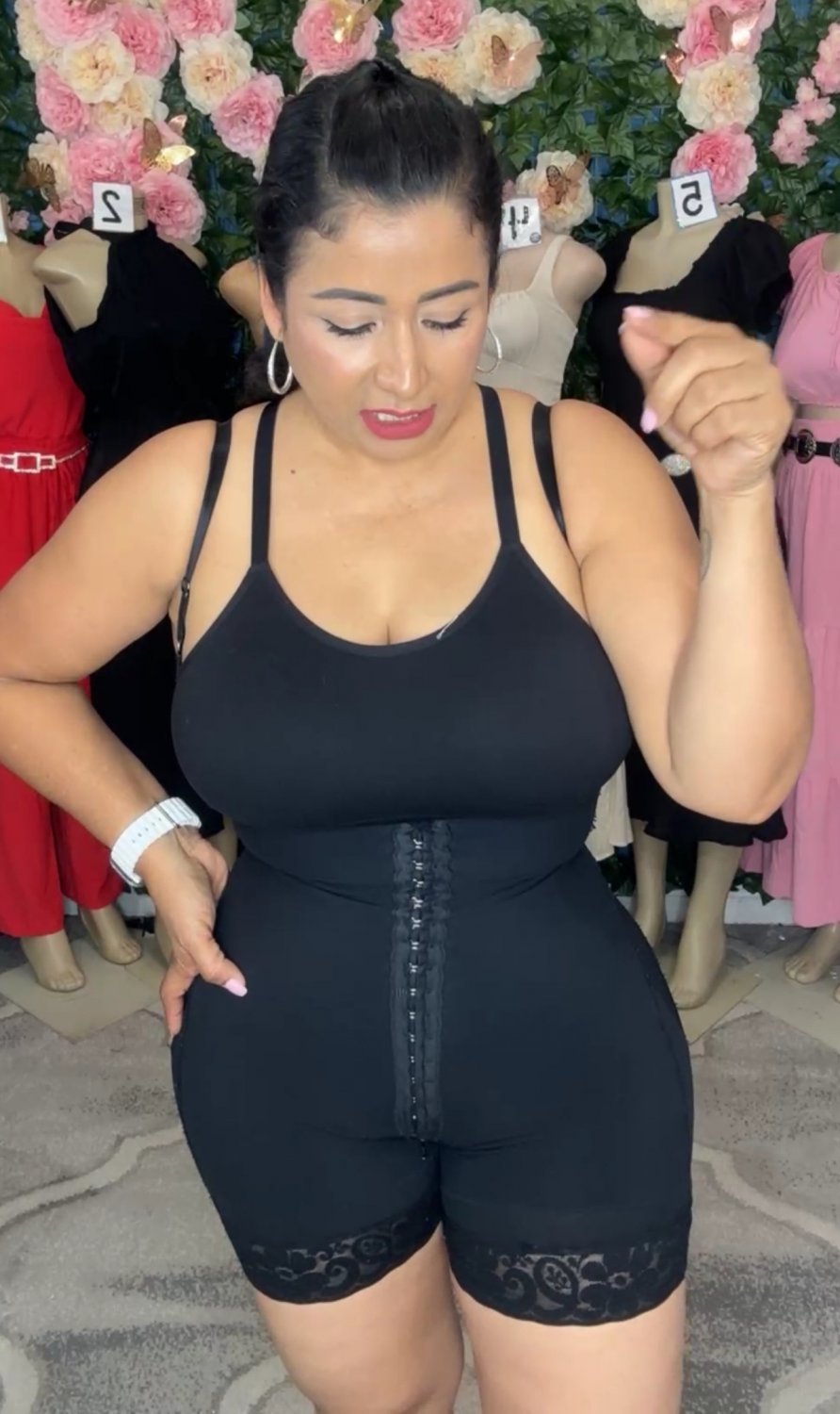 This Mexican bitch is live on FB right now, let’s make her view go up and let’s comment “EroMe” #Tlmyvp3f