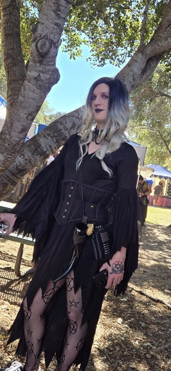 Goth Sissy Bunny K showing off as Witch, Maid, Bunny, Piggy...she can be anything & always looks hot #Xpfrm8mi