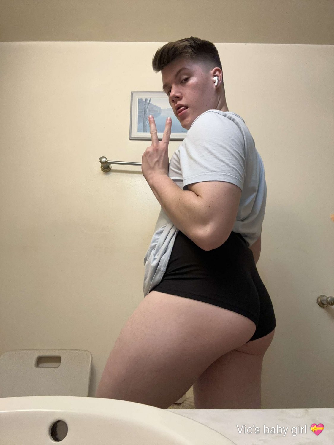 Brandy femboy twerking 💝 #jGeZZ614