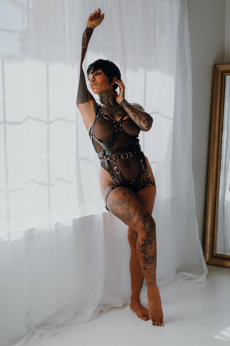Tatted black beauty boudoir #QTiKphKz