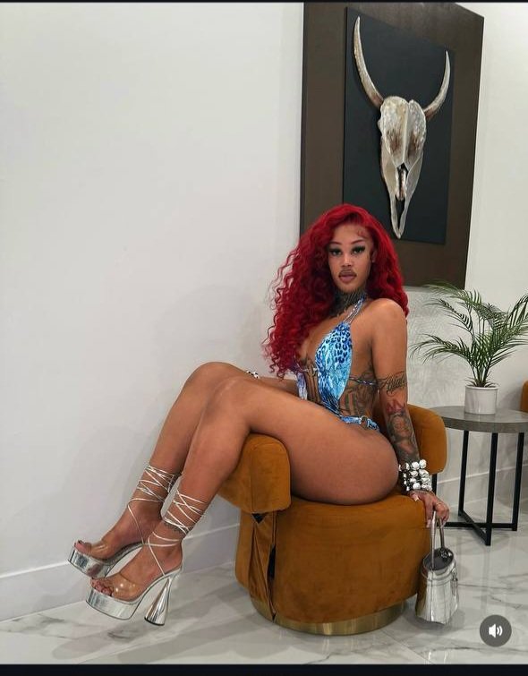 Big ass Ts Trans fem beauty freak #QuJZBM5E